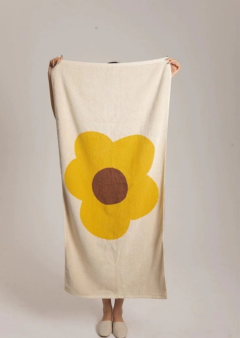 Cute Whimsical Sunflower Bath Towel - Ultra Soft & Absorbent Staple Cotton