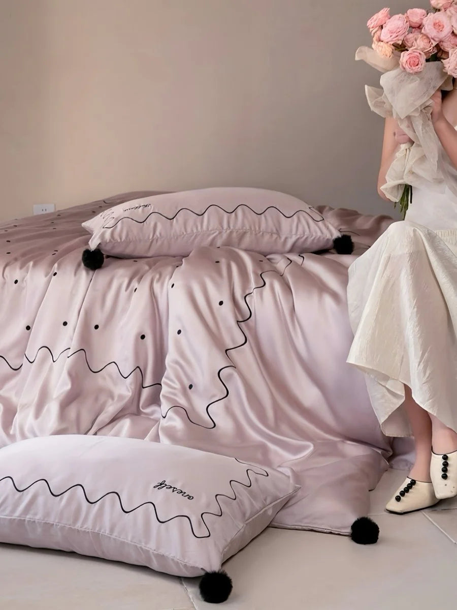 Elegant Polka Dot Silky Smooth Tencel Lyocell Queen Size Duvet Cover Set