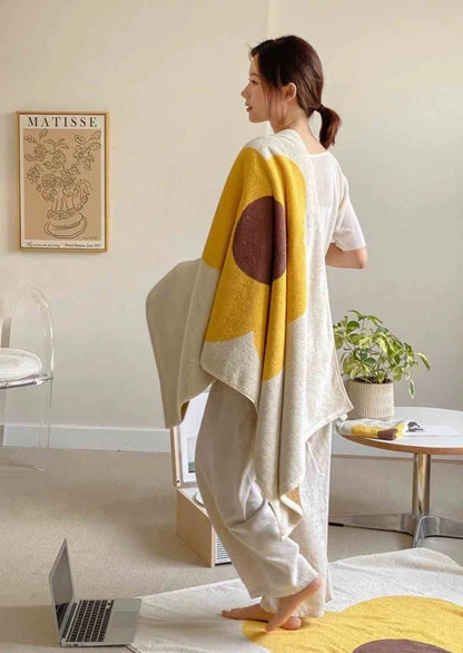 Cute Whimsical Sunflower Bath Towel - Ultra Soft & Absorbent Staple Cotton