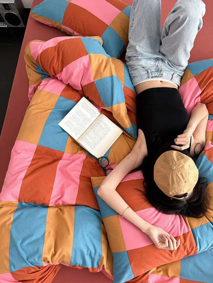 Rainbow Checker Queen Duvet Cover Set with Pillowcases & Fitted Sheet